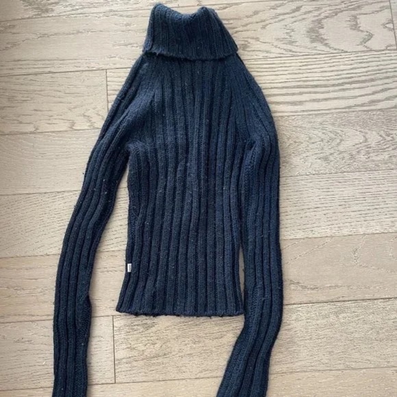 VINTAGE Abercrombie & Fitch stretch SWEATER 40% lamswool new rare - Picture 1 of 4